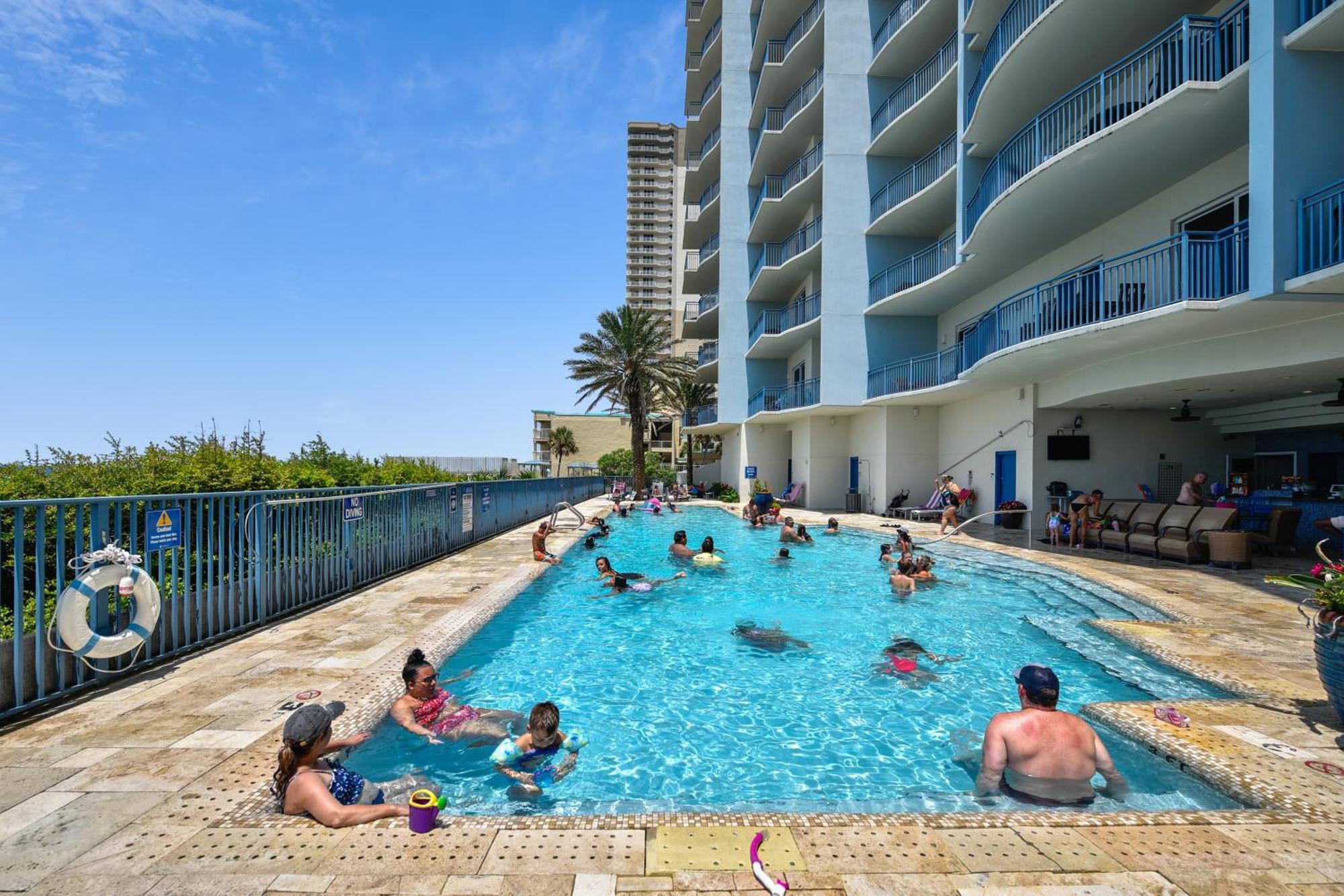 Sterling Breeze #1702 By Book That Condo Panama Stadt Zimmer foto